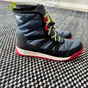 Sorel Youth Whitney II Short Lace Boots, size 7